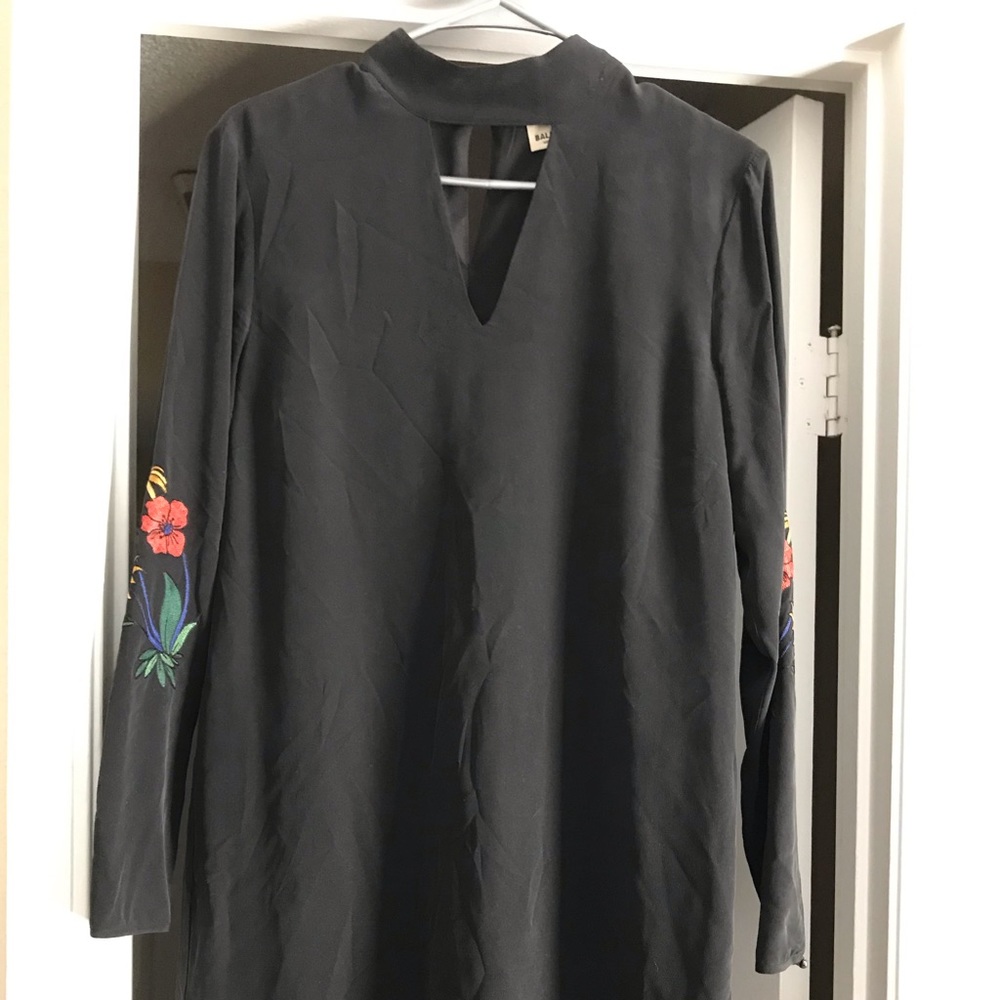 Baldwin knee length dress! S-M